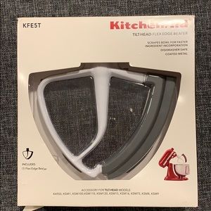 KitchenAid Tilt-head flex edge beater